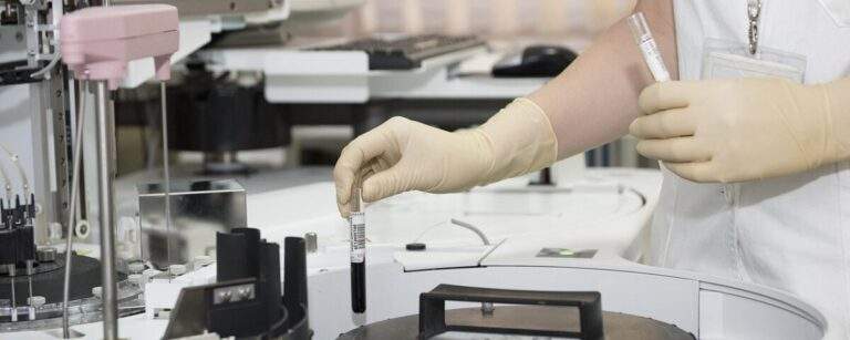 From Biobanks to IVF Clinics: How Specialized Labs Use Environmental Monitoring
